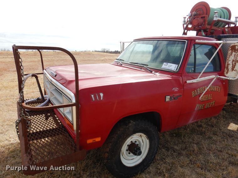 image for item DK4413 1989 Dodge W350  brush fire truck