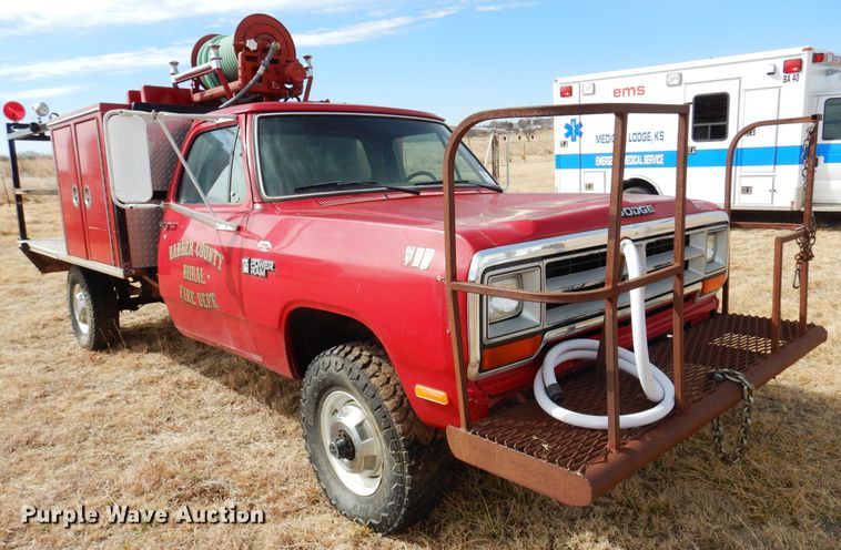 image for item DK4413 1989 Dodge W350  brush fire truck