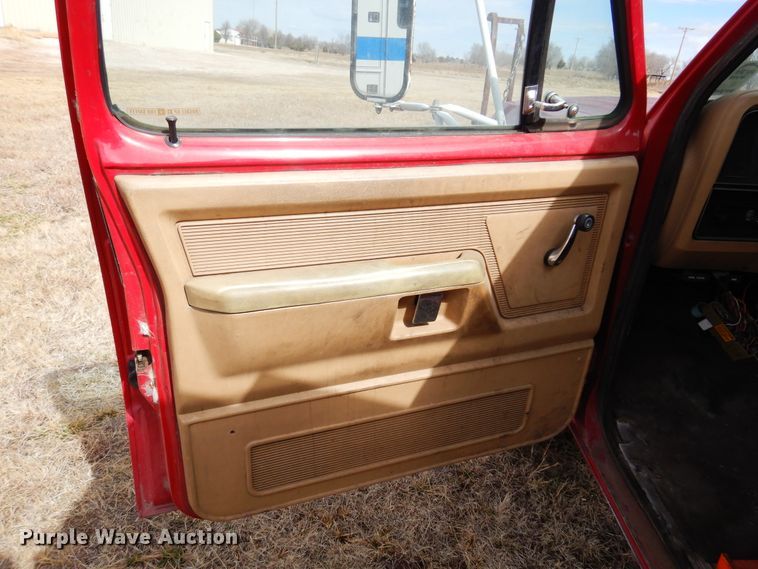 image for item DK4413 1989 Dodge W350  brush fire truck