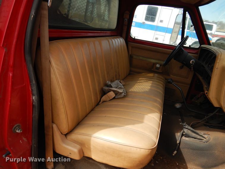 image for item DK4413 1989 Dodge W350  brush fire truck