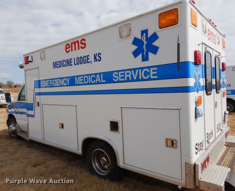 image for item DK4415 1997 Ford E350  ambulance