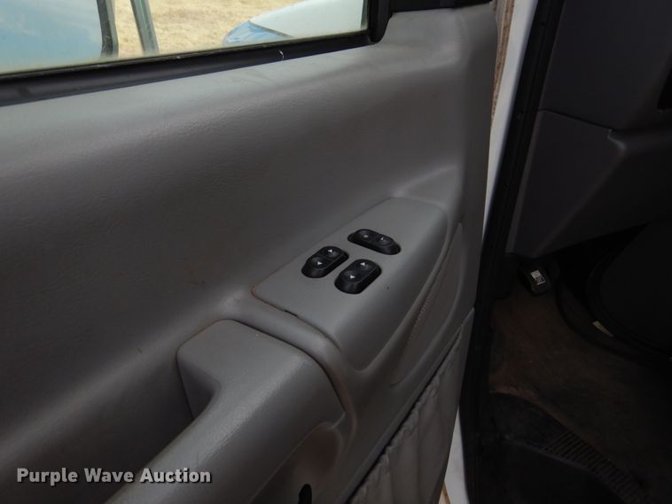 image for item DK4415 1997 Ford E350  ambulance