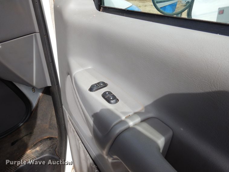 image for item DK4415 1997 Ford E350  ambulance