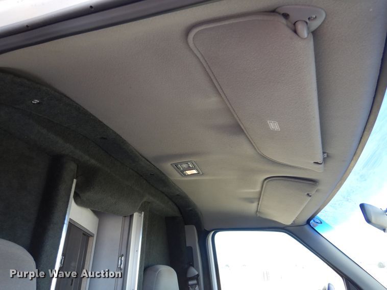 image for item DK4415 1997 Ford E350  ambulance