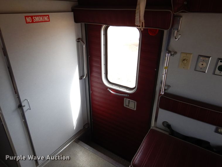 image for item DK4415 1997 Ford E350  ambulance