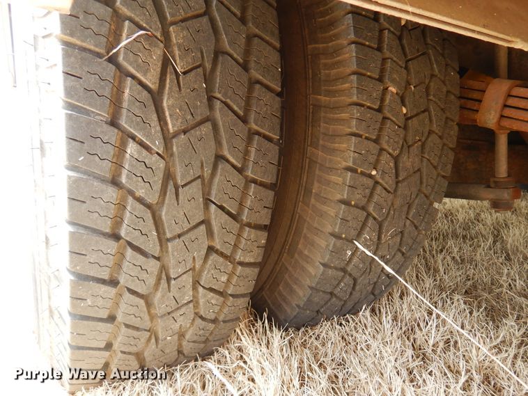 image for item DK4415 1997 Ford E350  ambulance