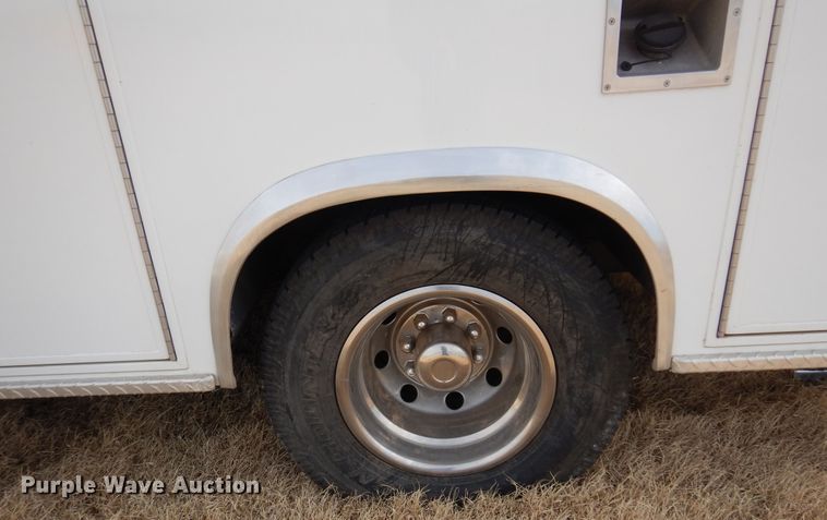 image for item DK4415 1997 Ford E350  ambulance