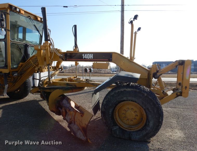 image for item DL5952 2007 Caterpillar 140H  motor grader