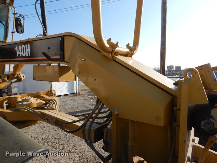 image for item DL5952 2007 Caterpillar 140H  motor grader