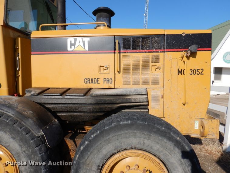 image for item DL5952 2007 Caterpillar 140H  motor grader