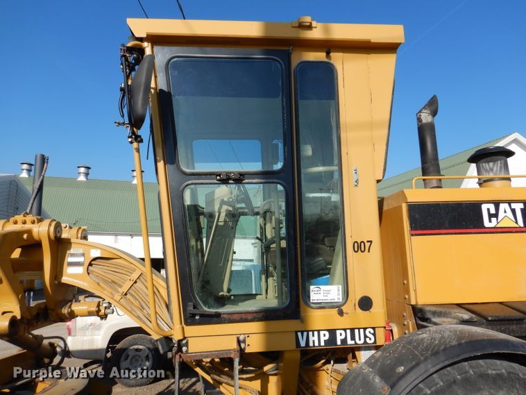 image for item DL5952 2007 Caterpillar 140H  motor grader