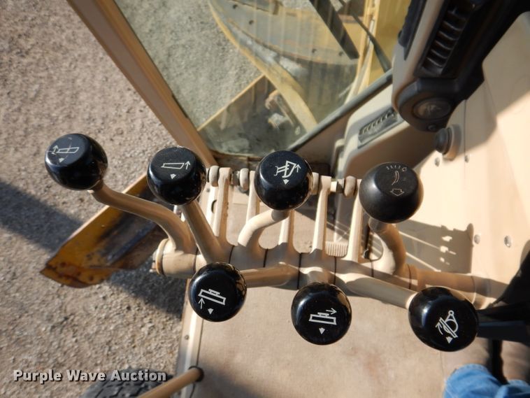 image for item DL5952 2007 Caterpillar 140H  motor grader