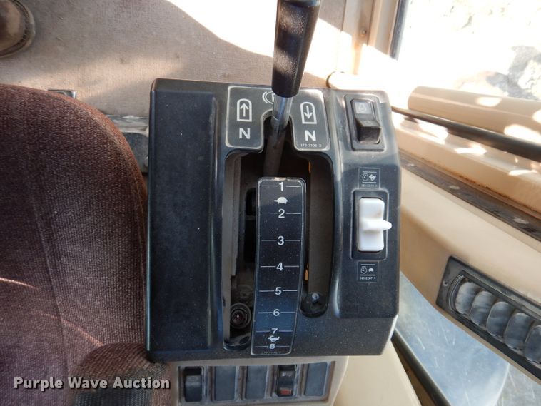 image for item DL5952 2007 Caterpillar 140H  motor grader