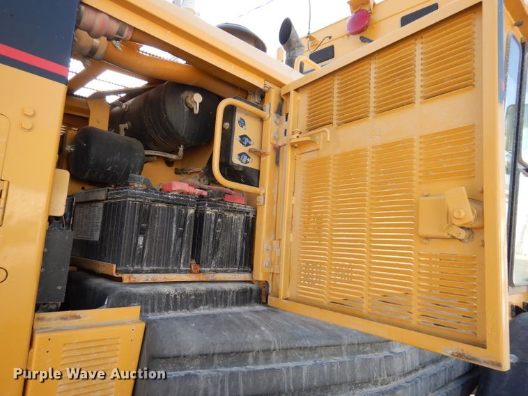 image for item DL5952 2007 Caterpillar 140H  motor grader