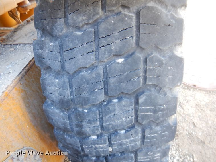 image for item DL5952 2007 Caterpillar 140H  motor grader