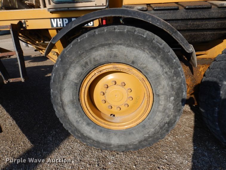 image for item DL5952 2007 Caterpillar 140H  motor grader