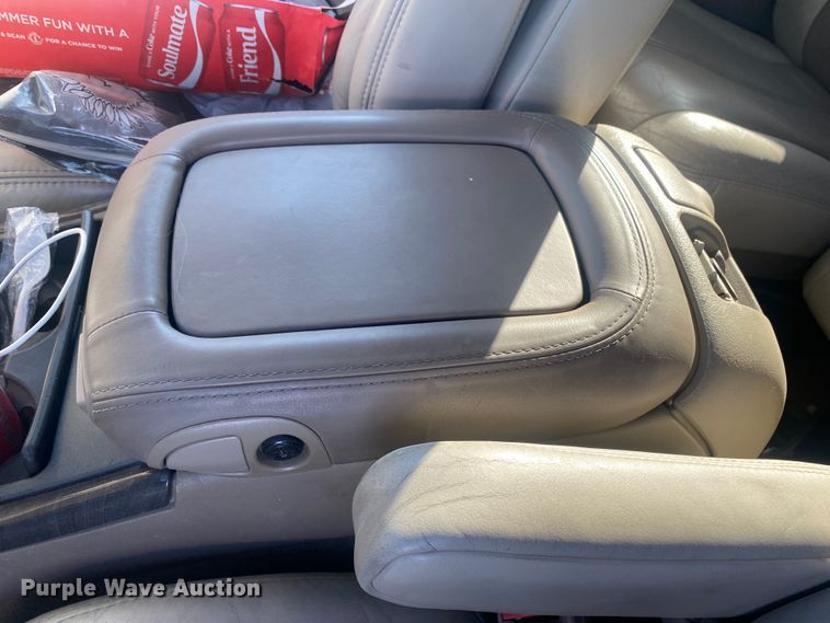 image for item DM8322 2002 GMC Yukon Denali  SUV