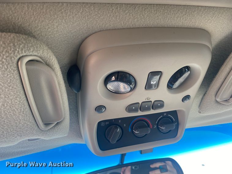 image for item DM8322 2002 GMC Yukon Denali  SUV