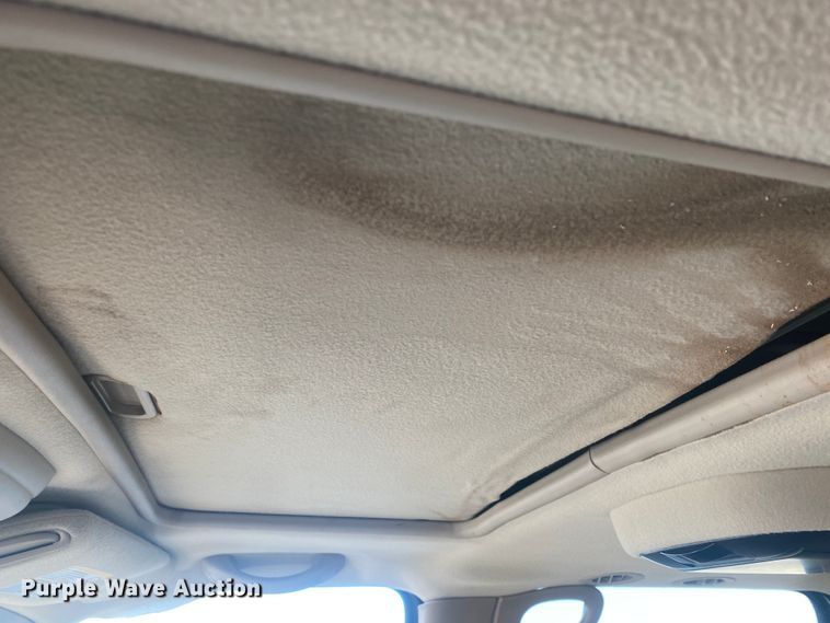 image for item DM8322 2002 GMC Yukon Denali  SUV