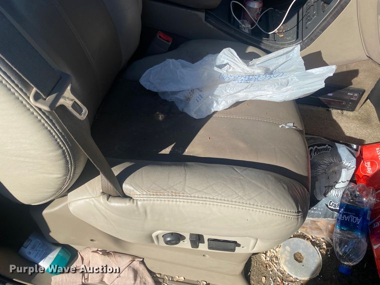 image for item DM8322 2002 GMC Yukon Denali  SUV