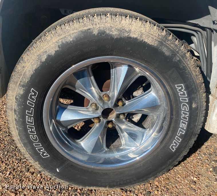 image for item DM8322 2002 GMC Yukon Denali  SUV