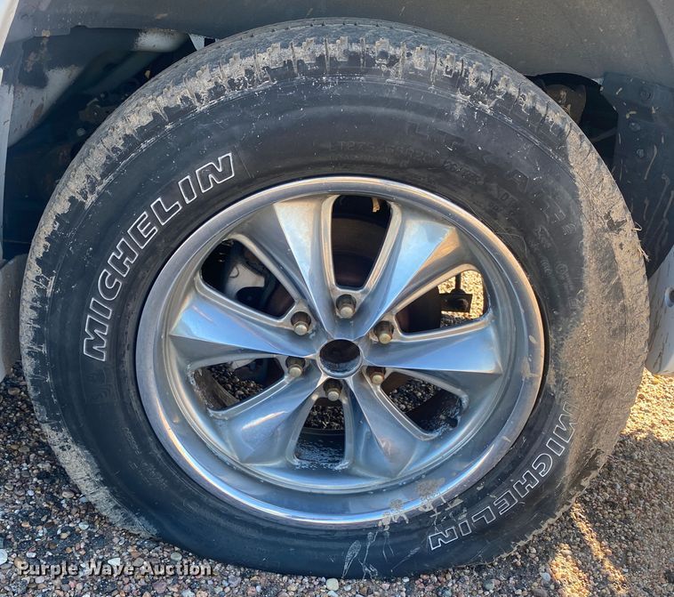 image for item DM8322 2002 GMC Yukon Denali  SUV