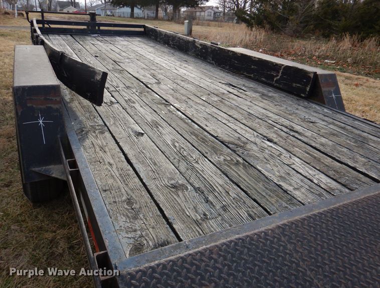 image for item DN1289 1998 Starlite 82-206  equipment trailer