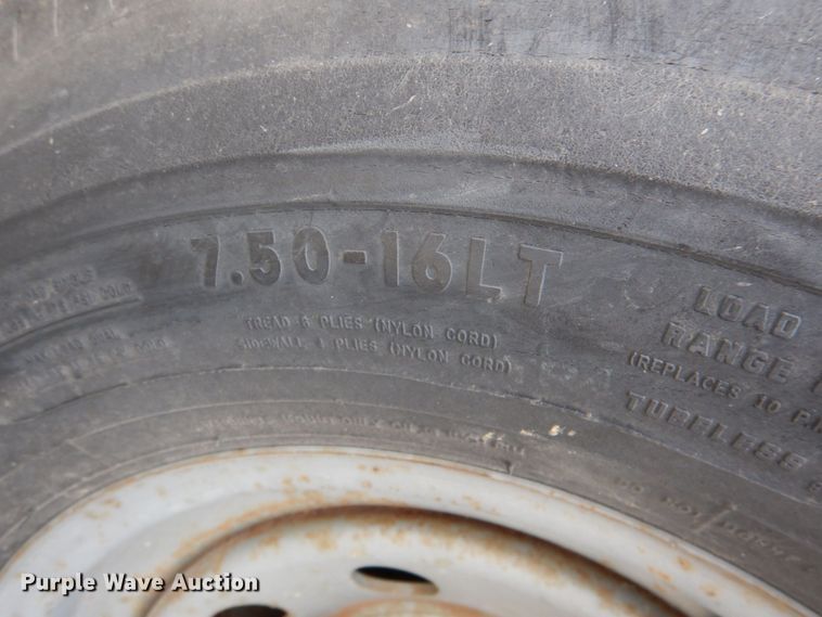 image for item DN1289 1998 Starlite 82-206  equipment trailer