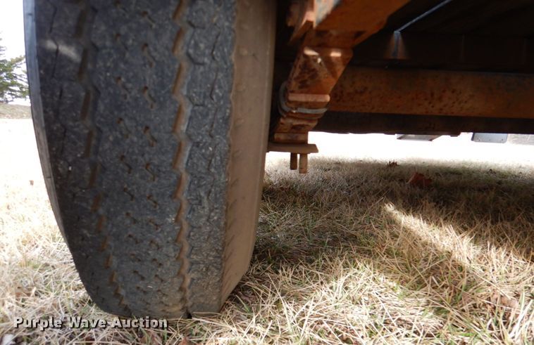 image for item DN1289 1998 Starlite 82-206  equipment trailer