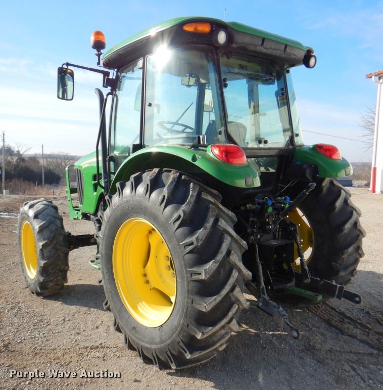 image for item DN1374 2011 John Deere 5093E  MFWD tractor