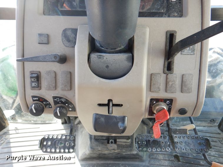 image for item DN1374 2011 John Deere 5093E  MFWD tractor