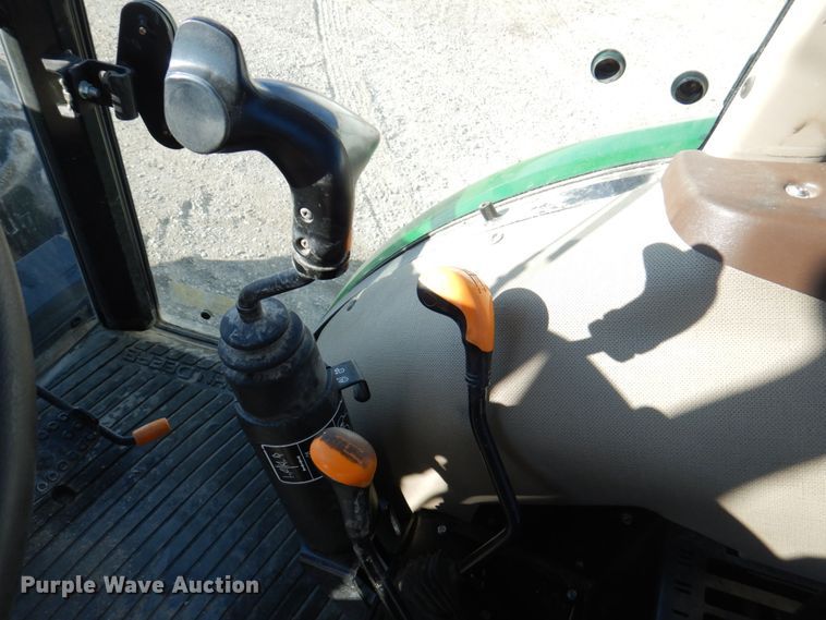 image for item DN1374 2011 John Deere 5093E  MFWD tractor