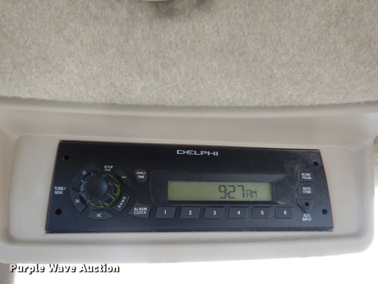 image for item DN1374 2011 John Deere 5093E  MFWD tractor