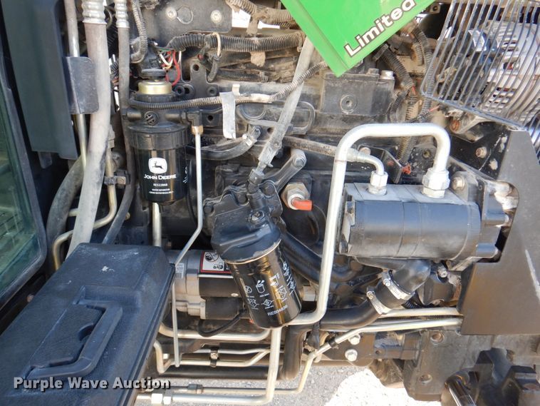 image for item DN1374 2011 John Deere 5093E  MFWD tractor