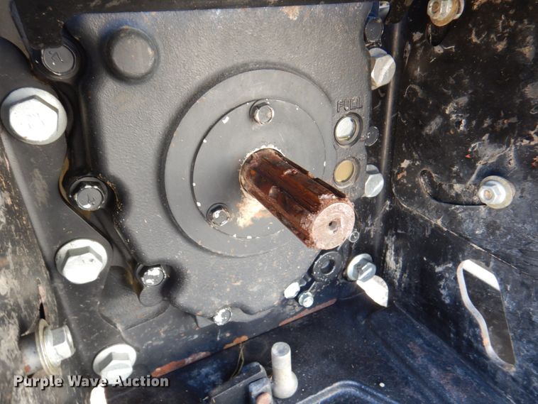 image for item DN1374 2011 John Deere 5093E  MFWD tractor