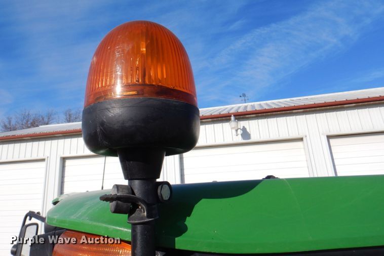 image for item DN1374 2011 John Deere 5093E  MFWD tractor