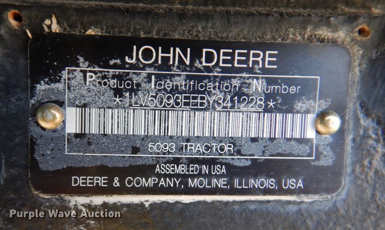 image for item DN1374 2011 John Deere 5093E  MFWD tractor
