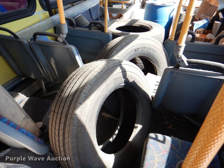 image for item DN1413 2006 Optima  transit bus