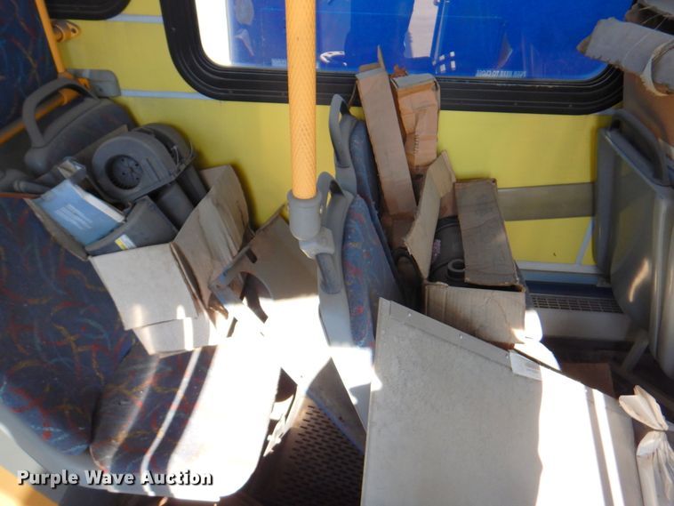 image for item DN1413 2006 Optima  transit bus