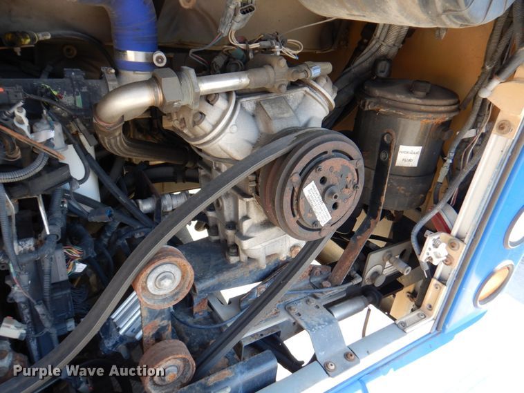 image for item DN1413 2006 Optima  transit bus