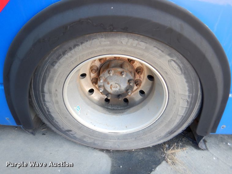 image for item DN1413 2006 Optima  transit bus