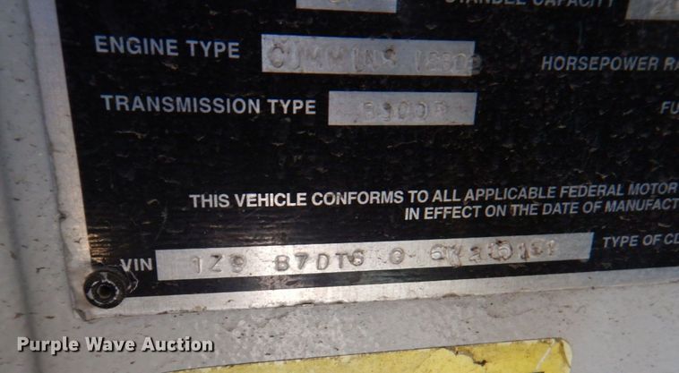 image for item DN1413 2006 Optima  transit bus