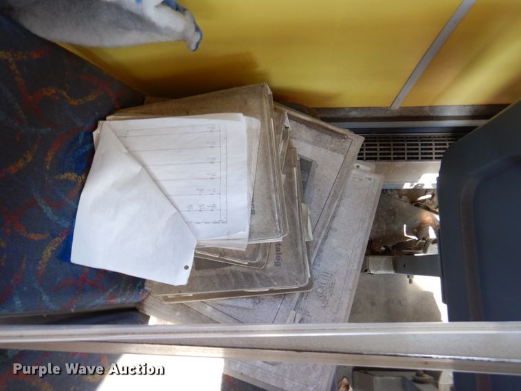 image for item DN1414 2006 Optima  transit bus