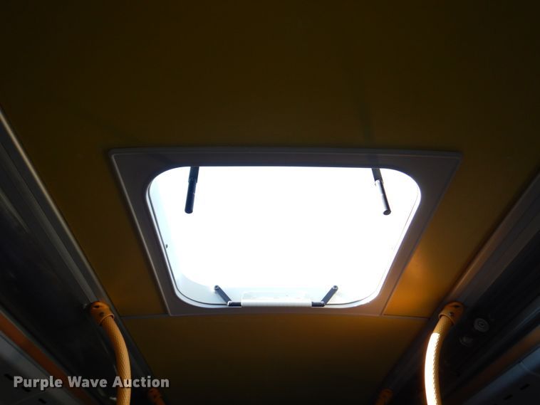 image for item DN1414 2006 Optima  transit bus