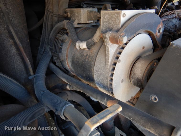 image for item DN1414 2006 Optima  transit bus