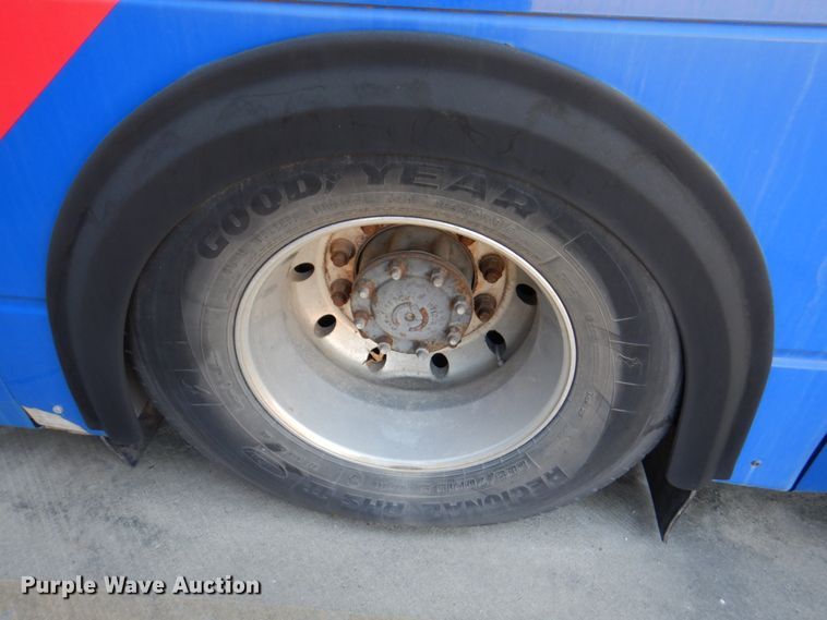 image for item DN1414 2006 Optima  transit bus