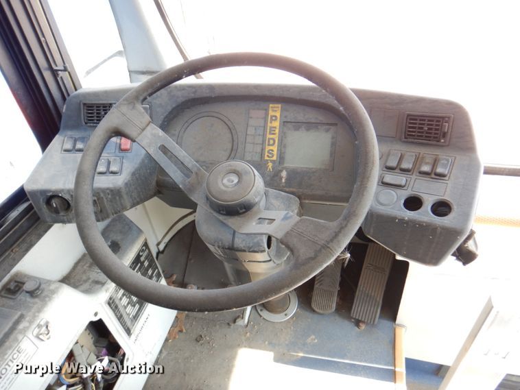 image for item DN1415 2006 Optima  transit bus