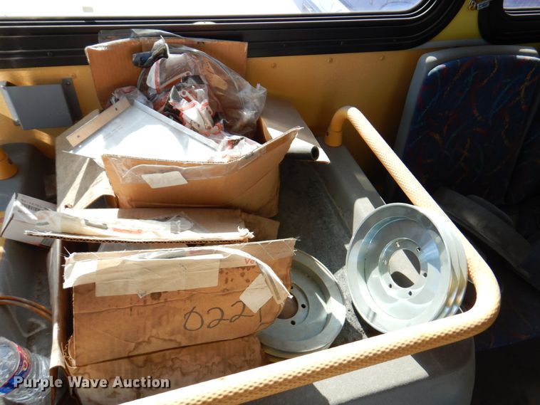 image for item DN1415 2006 Optima  transit bus