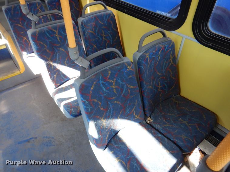 image for item DN1415 2006 Optima  transit bus