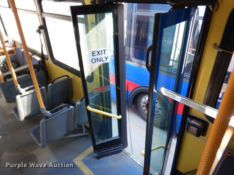 image for item DN1415 2006 Optima  transit bus